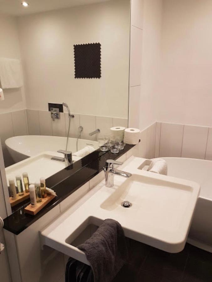 Hotel-Restaurant Zur Traube Altenahr Eksteriør bilde