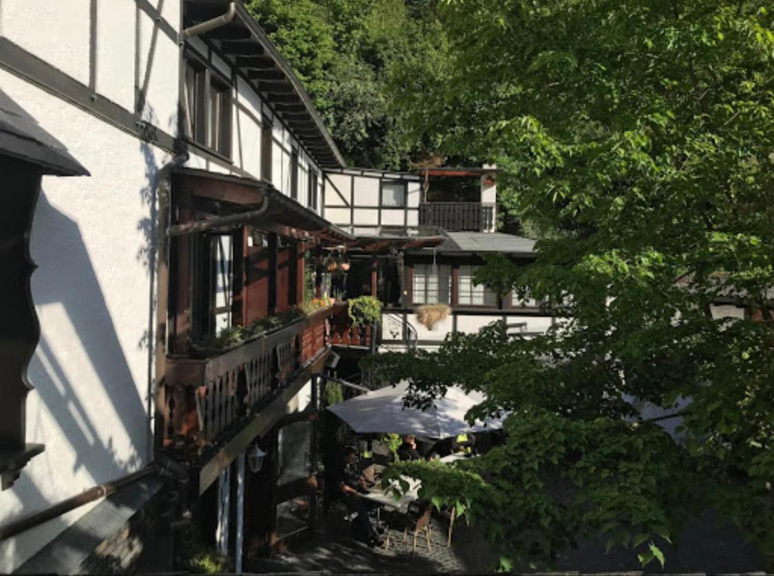 Hotel-Restaurant Zur Traube Altenahr Eksteriør bilde